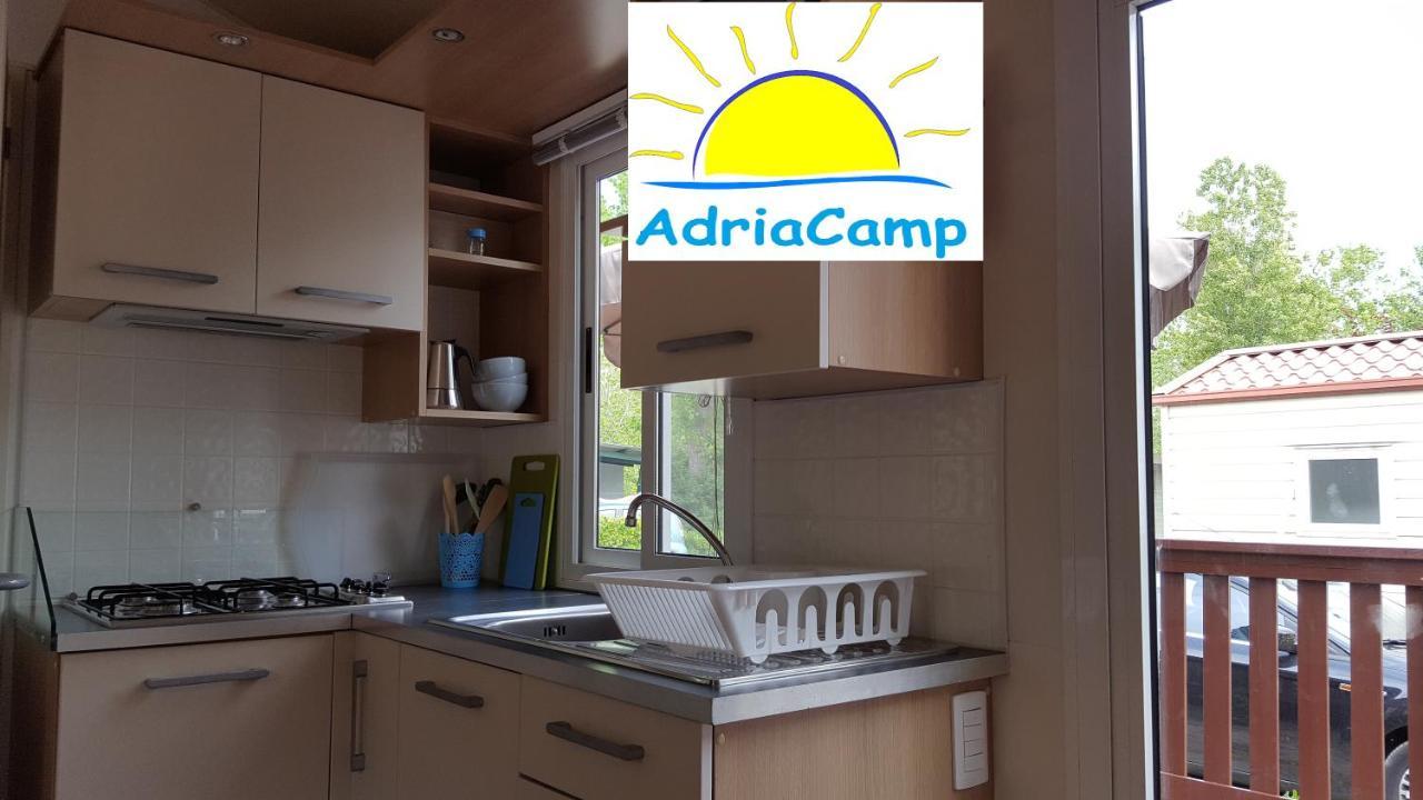 AdriaCamp Mobile Homes Rosepineta Rosapineta Exterior foto