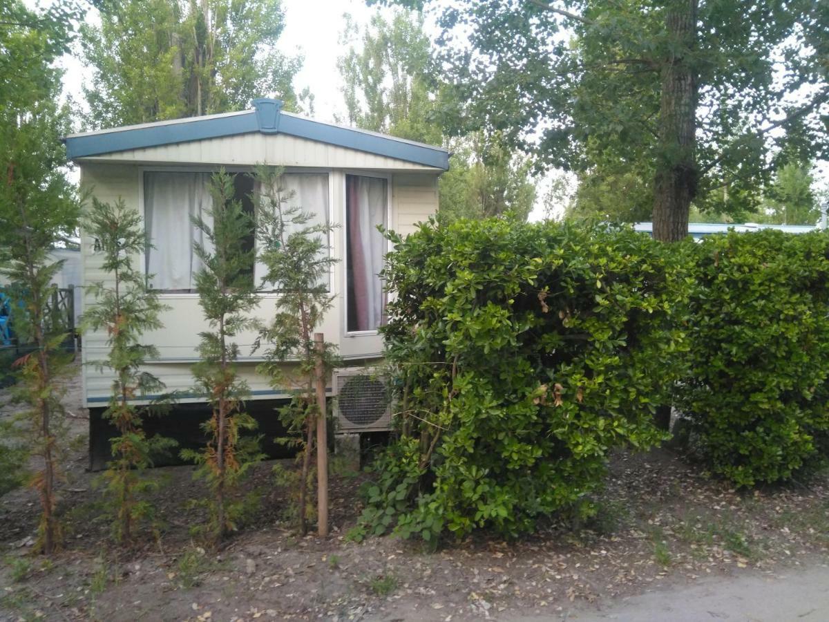 AdriaCamp Mobile Homes Rosepineta Rosapineta Exterior foto